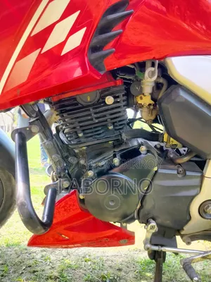 TVS Apache 160 4V 2022 Red
