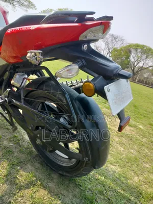 TVS Apache 160 4V 2022 Red