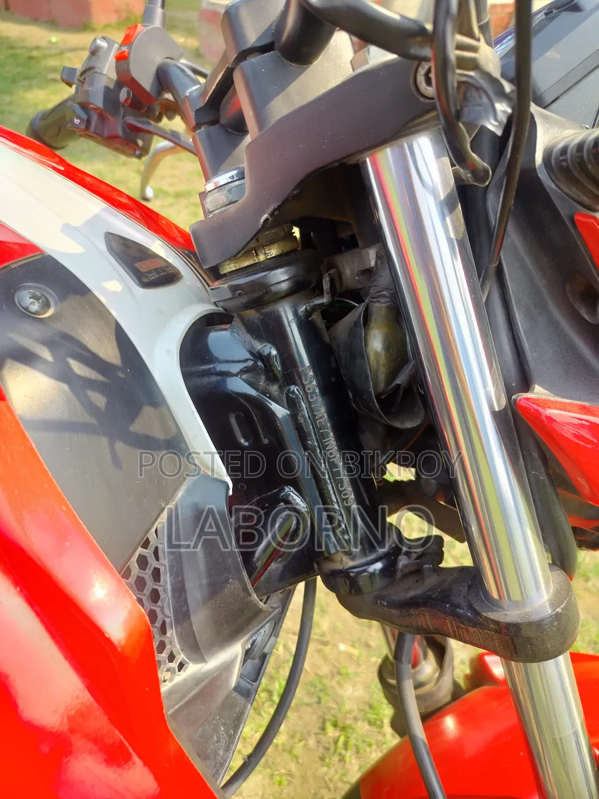 TVS Apache 160 4V 2022 Red
