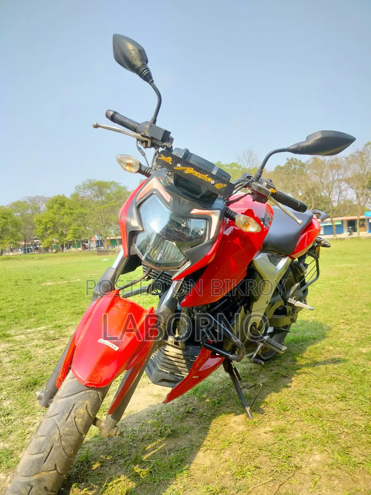 TVS Apache 160 4V 2022 Red