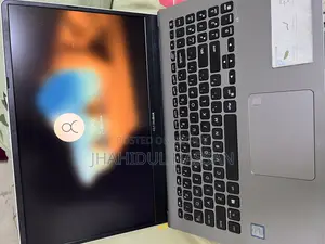 Laptop Asus VivoBook S15 S530UN 8GB Intel Core I3 SSD 256GB