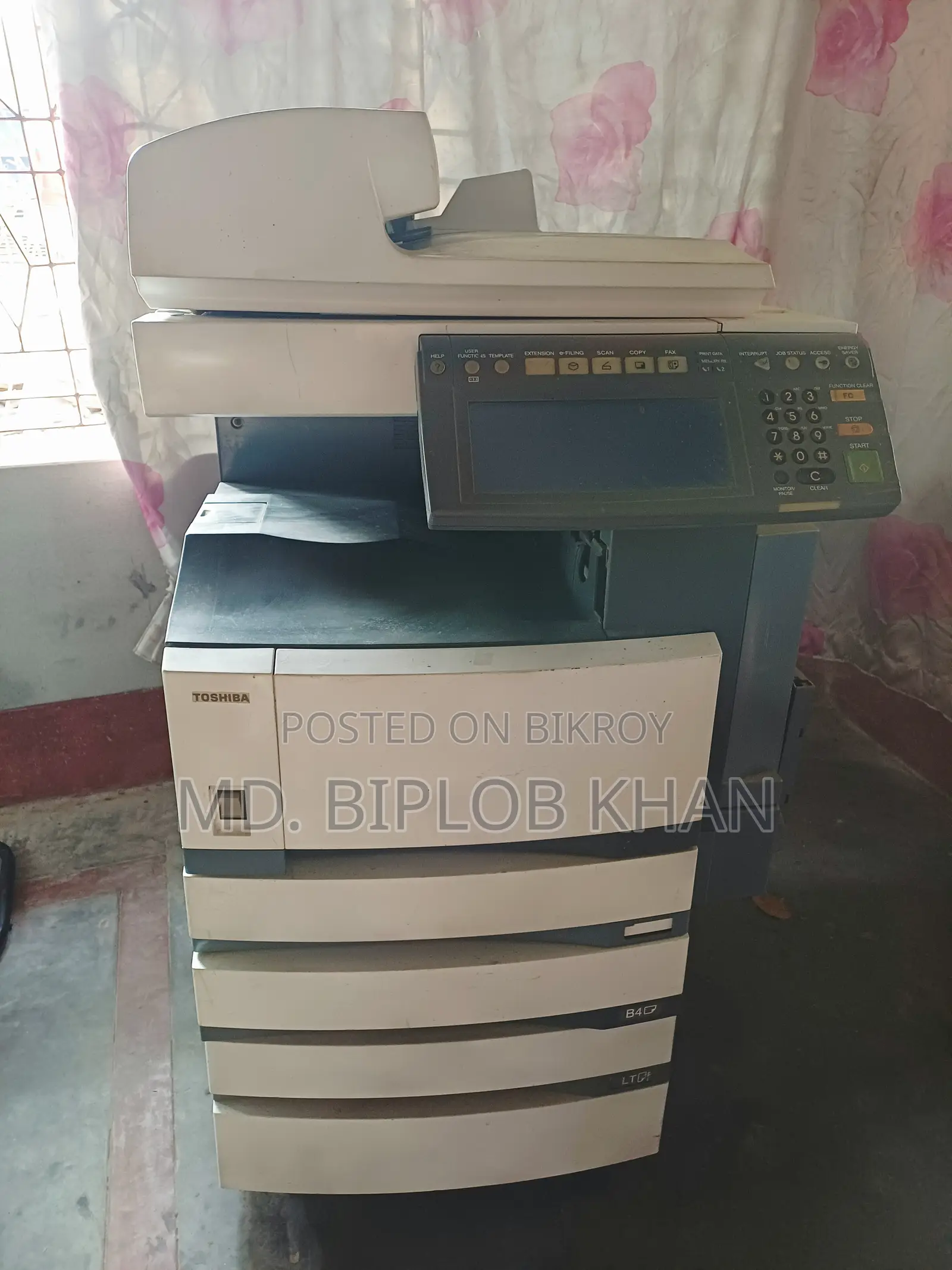 Toshiba E-Studio 452 Photocopy Machine