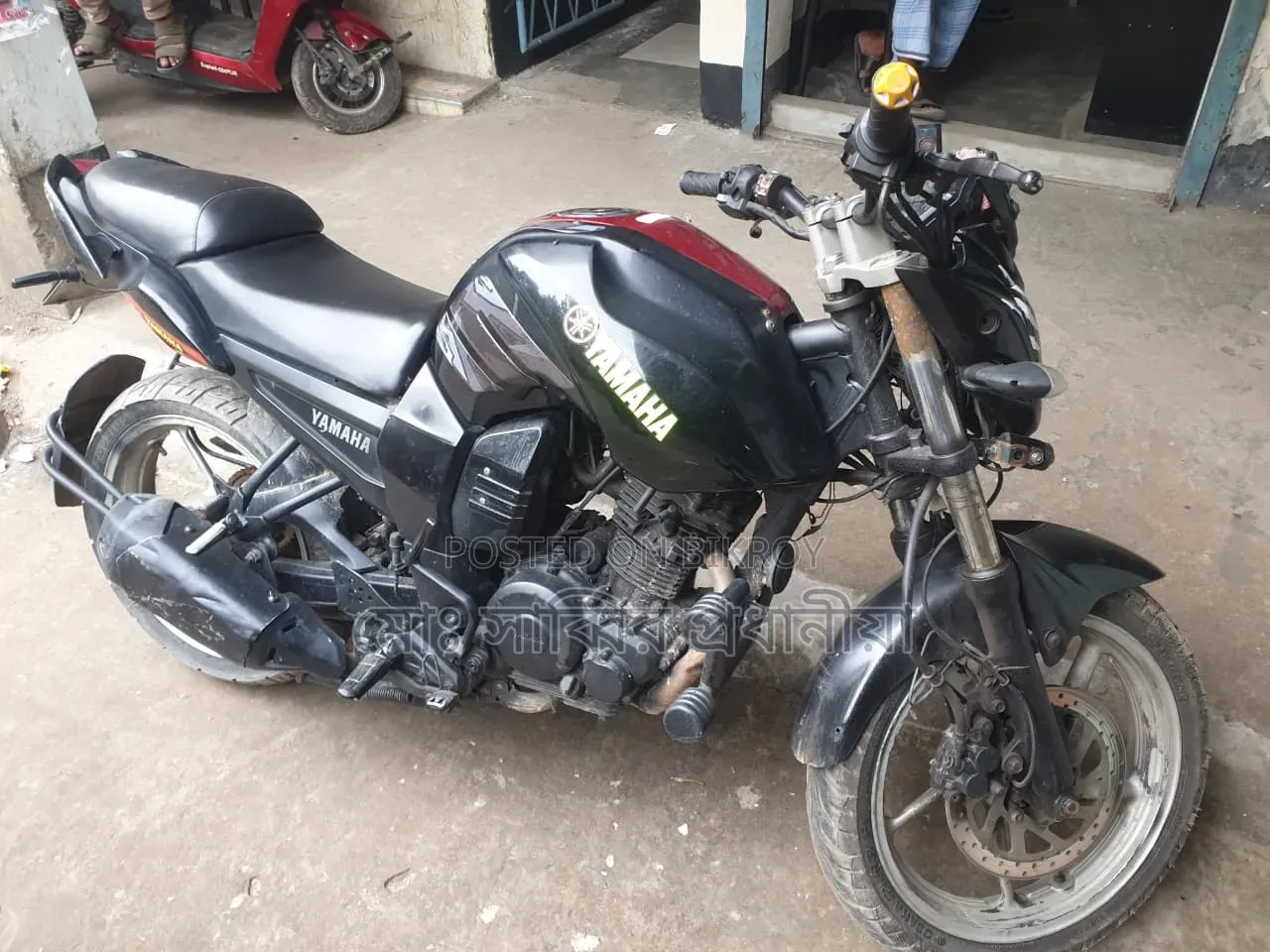 Yamaha 2016 Black