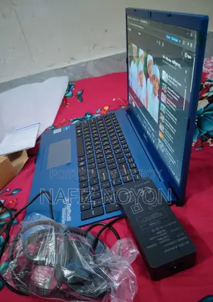 New Laptop 8GB Intel Core I3 SSD 500GB