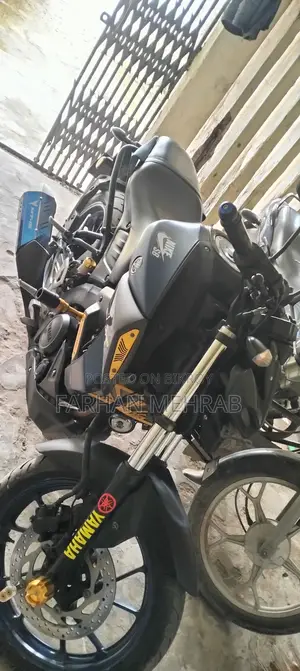 Yamaha 2019 Blue