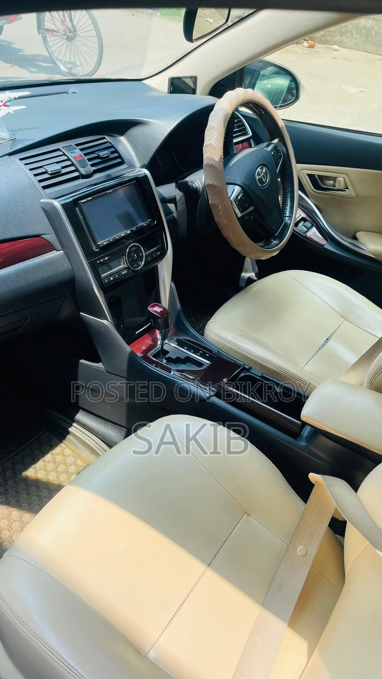 Toyota Premio 1.5 FWD 2017 Black