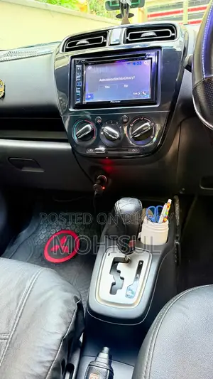 Mitsubishi Attrage 2017 Gray