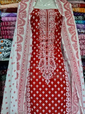 সুটি ড্রেস