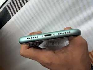 Apple iPhone 11 128 GB Green