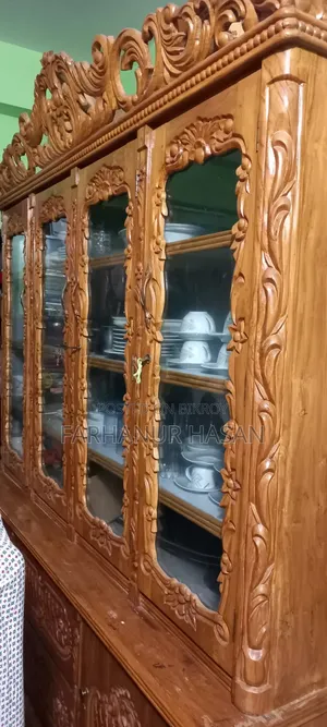 Wall Cabinet (Showcase)