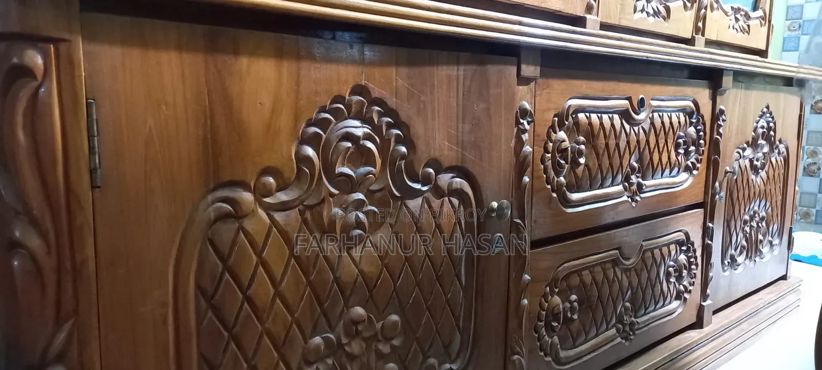 Wall Cabinet (Showcase)