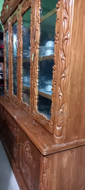 Wall Cabinet (Showcase)