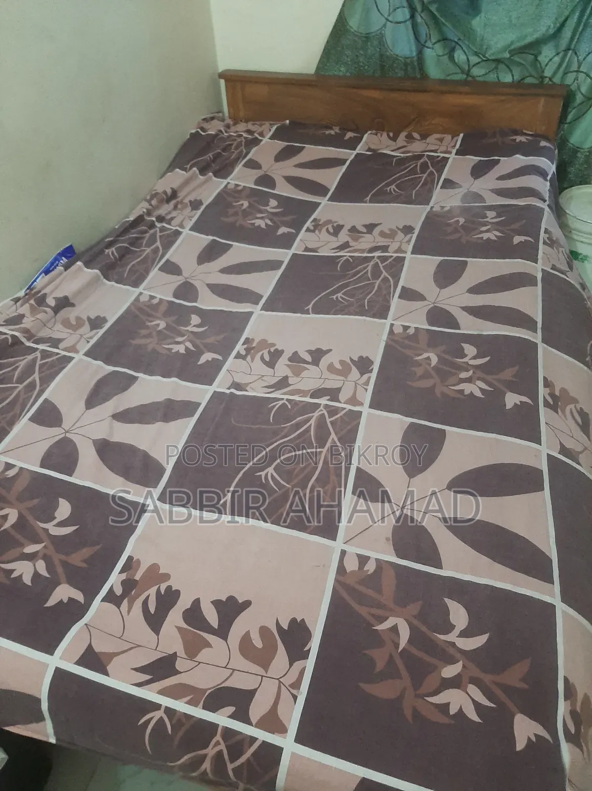 Bed, Metrex Mattress