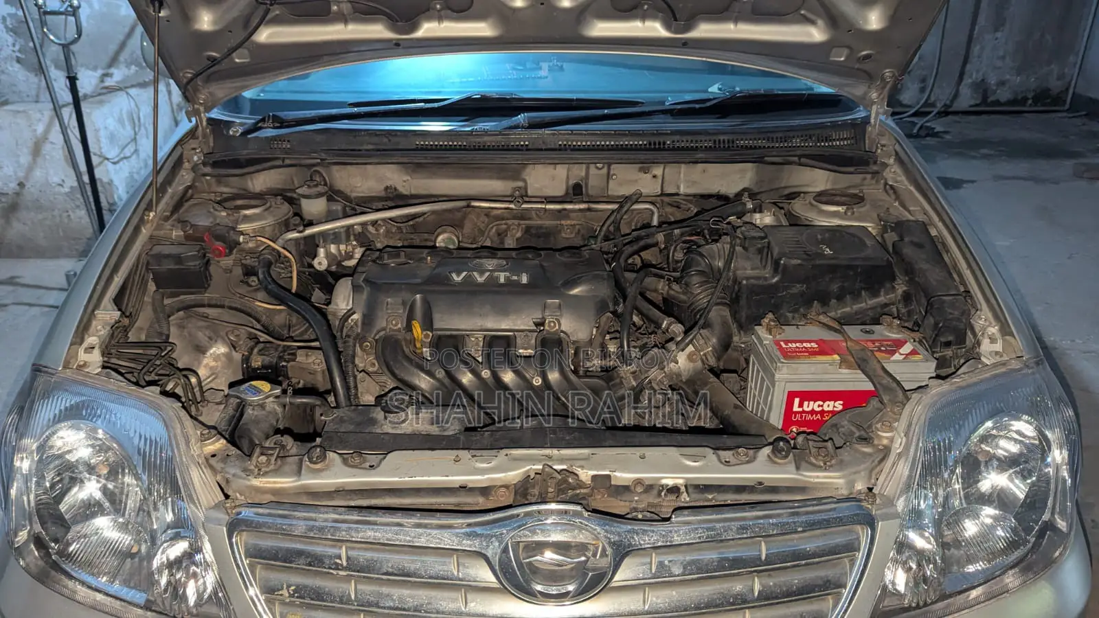 Toyota Corolla 2004 Silver