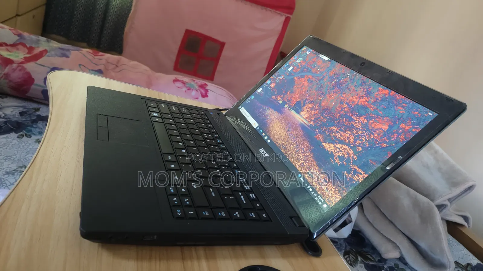 Laptop Acer 4GB Intel Core i3 SSHD+SSD 1T