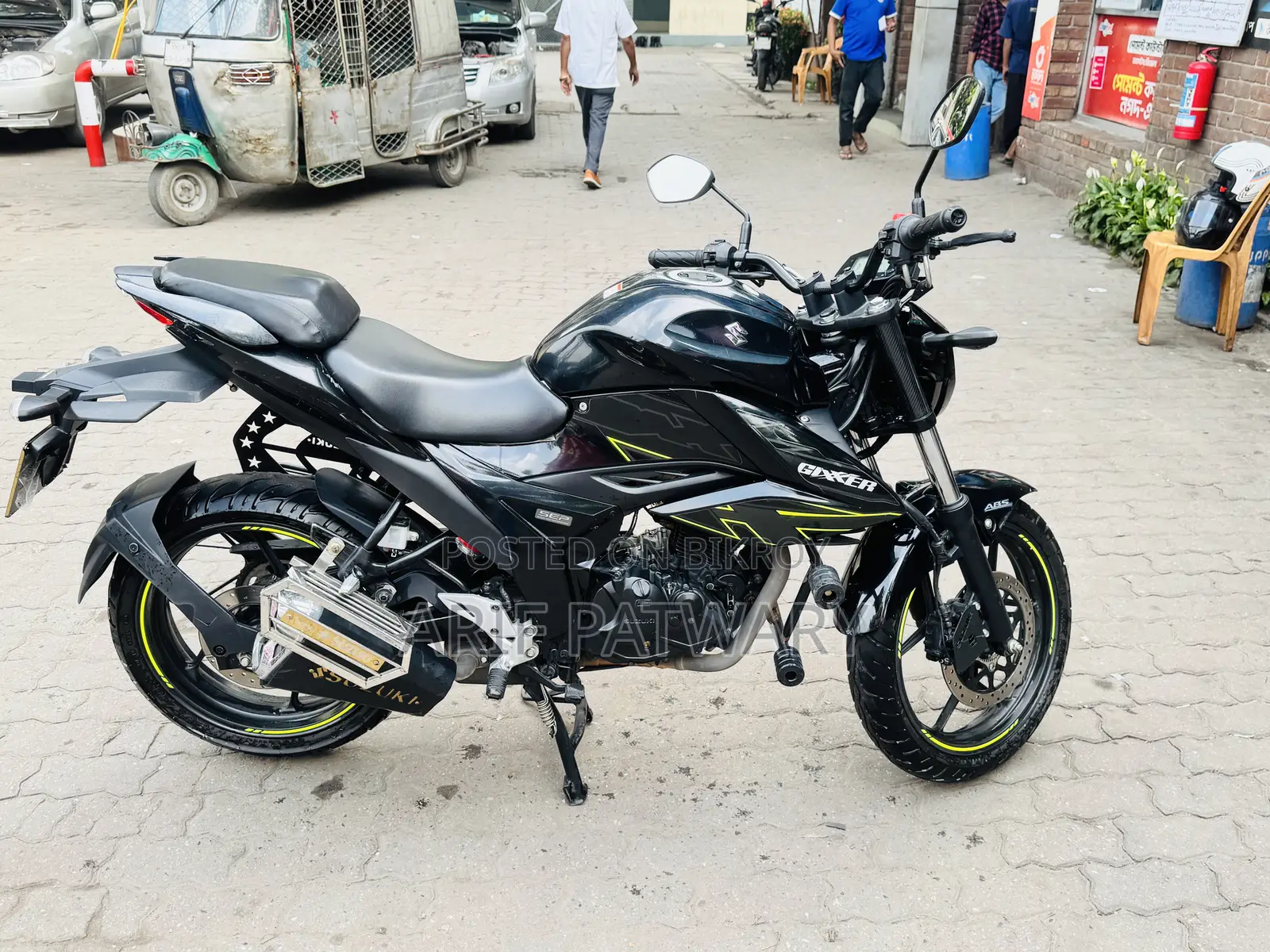 Suzuki 2025 Black