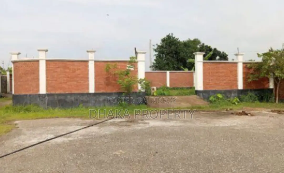 3 Katha East-Facing Plot in Sector-22 Near Playground