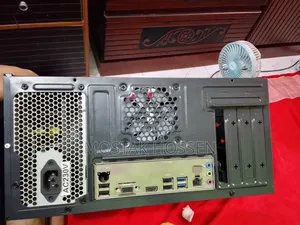 Desktop Computer Gigabyte GB-BLPD-5005 4GB Intel Core I3 SSD 512GB