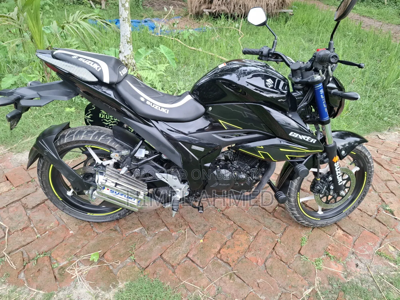Suzuki 2025 Black