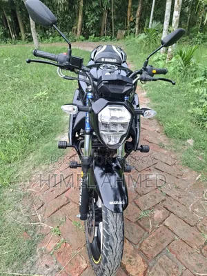 Suzuki 2025 Black