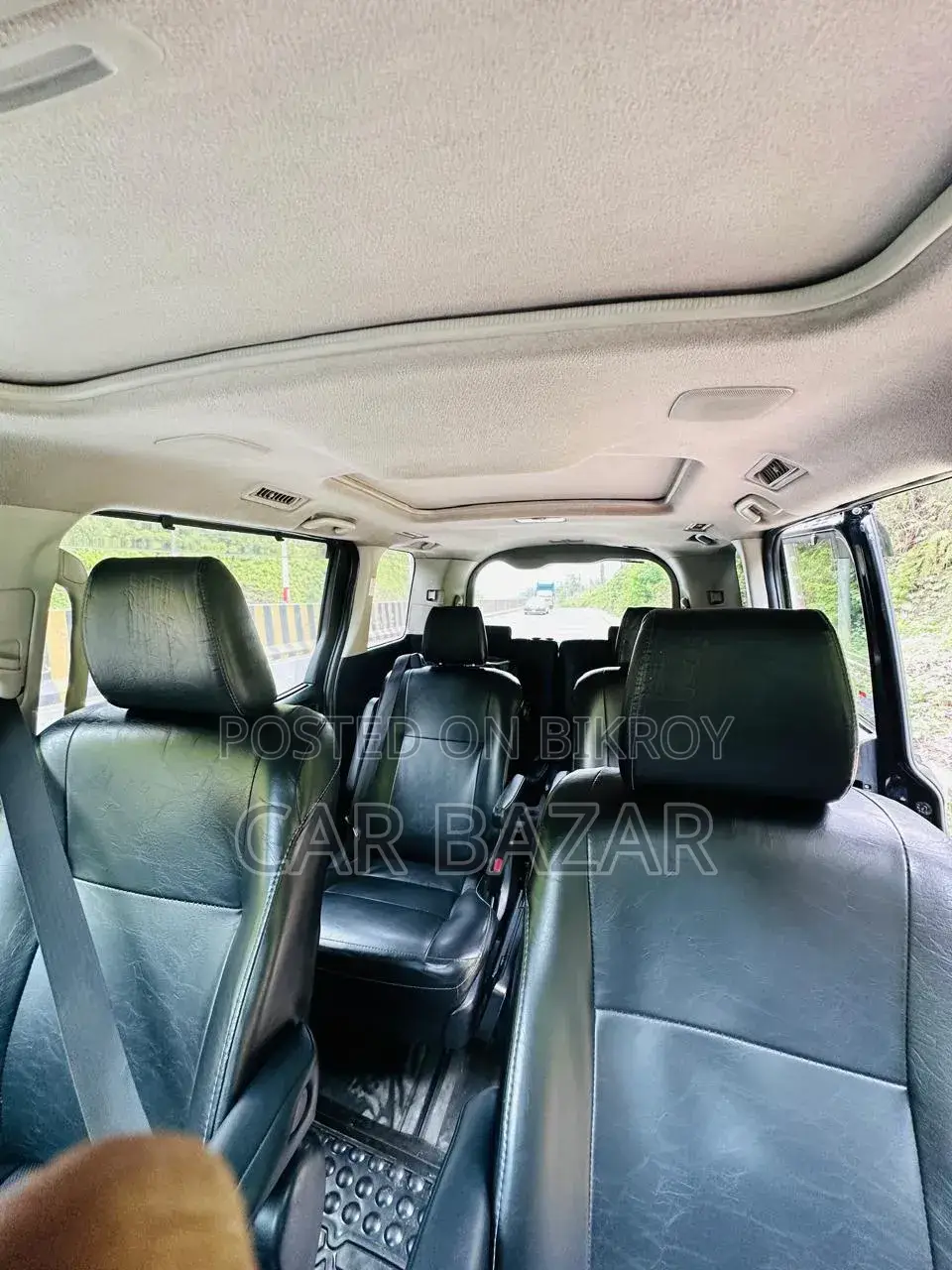 Toyota Noah 2.0 Front Wheel Drive (8 Seater) 2018 Black