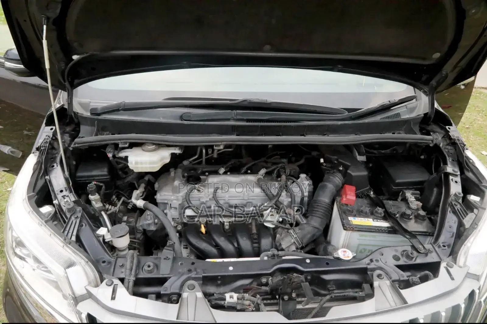 Toyota Noah 2.0 Front Wheel Drive (8 Seater) 2018 Black