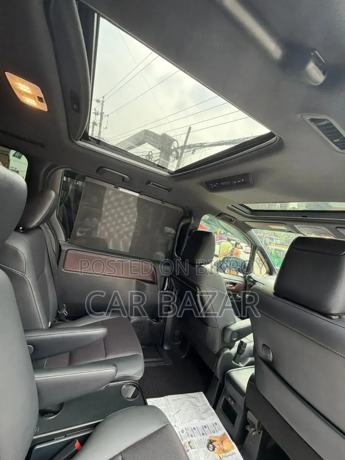 Toyota Noah 2.0 Front Wheel Drive (8 Seater) 2018 Black