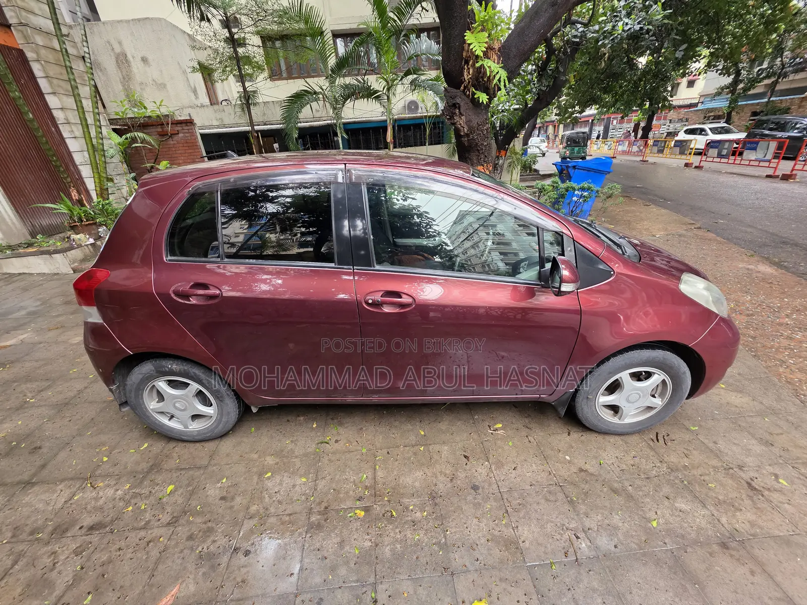 Toyota Vitz 2010 Burgundy