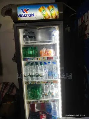 Commercial Fridge for Keeping Soft Drinks Cold