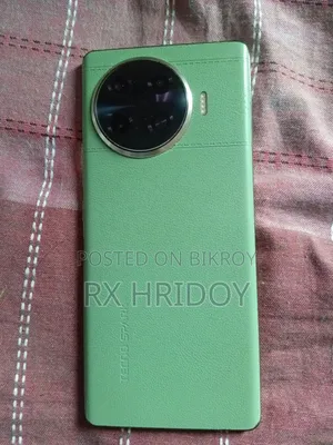 Tecno Spark 20 Pro Plus 256 GB Green