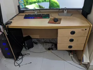 Comuter/Office Table