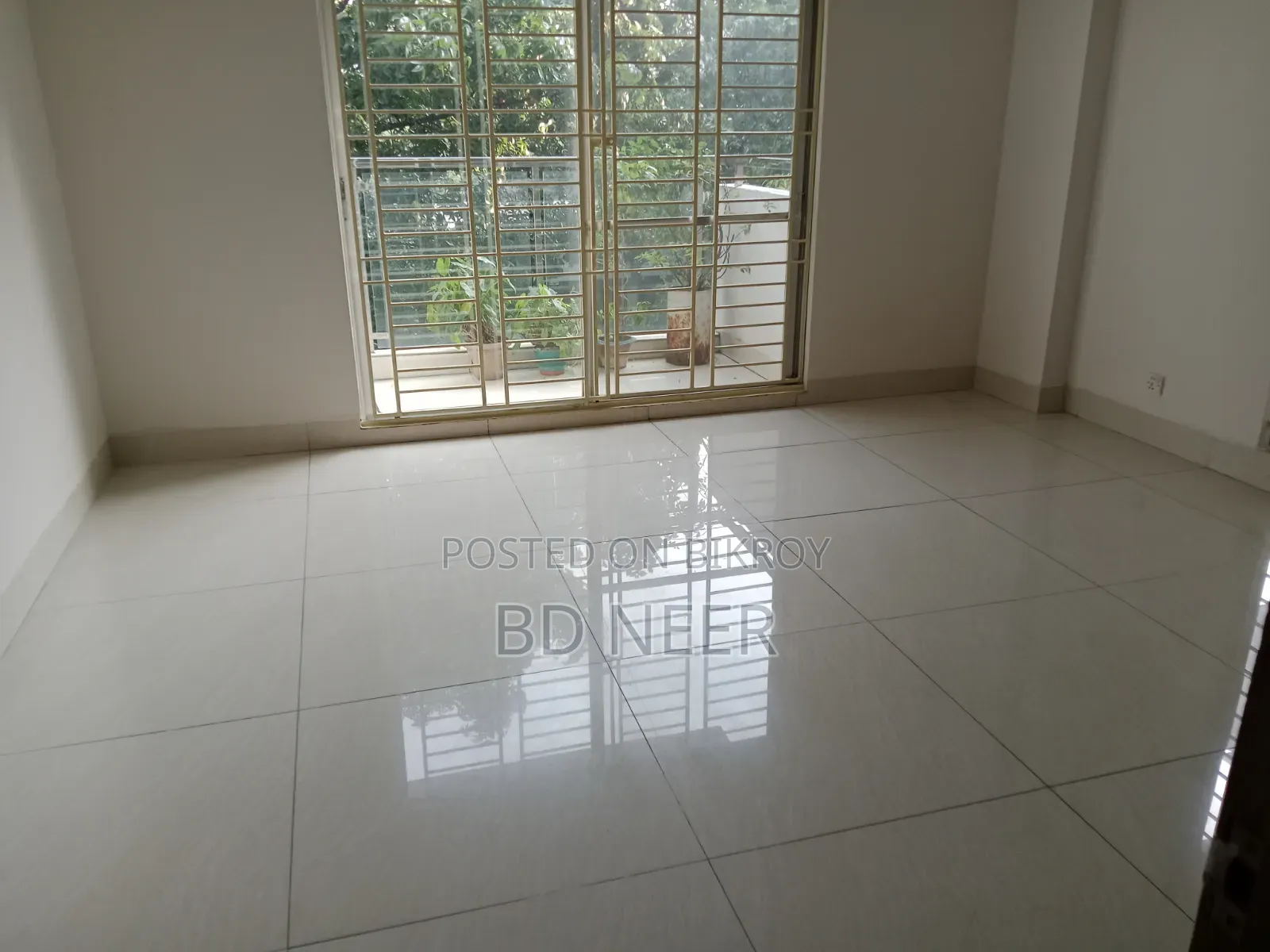 4-bedroom Apartment in Gulshan for Rent