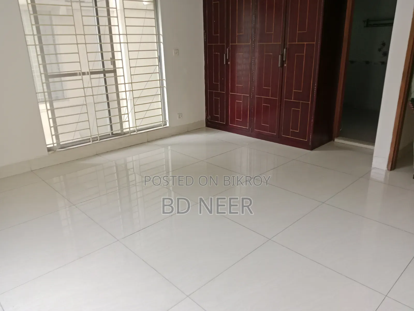 4-bedroom Apartment in Gulshan for Rent