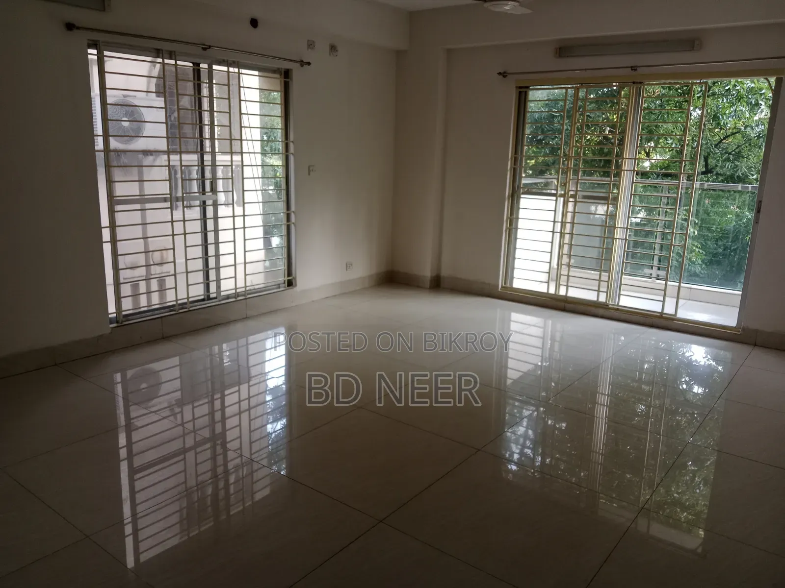 4-bedroom Apartment in Gulshan for Rent