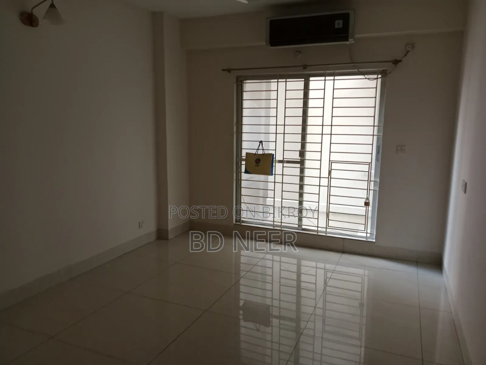 4-bedroom Apartment in Gulshan for Rent