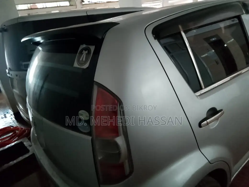 Toyota Passo 2005 Silver