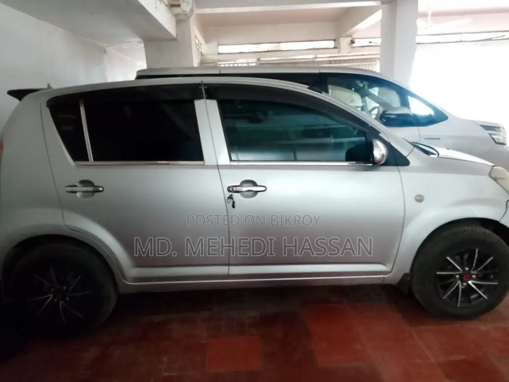 Toyota Passo 2005 Silver