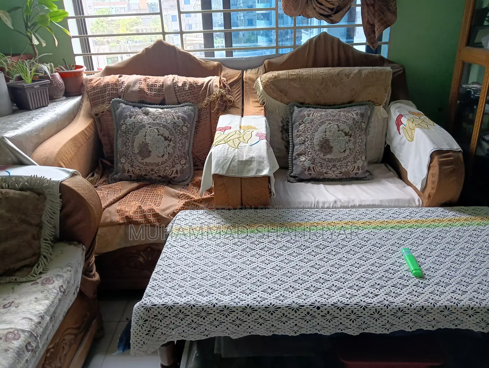 Sofa and Tea Table