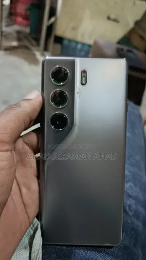 Tecno Camon 40 Pro 4G 256 GB Gray