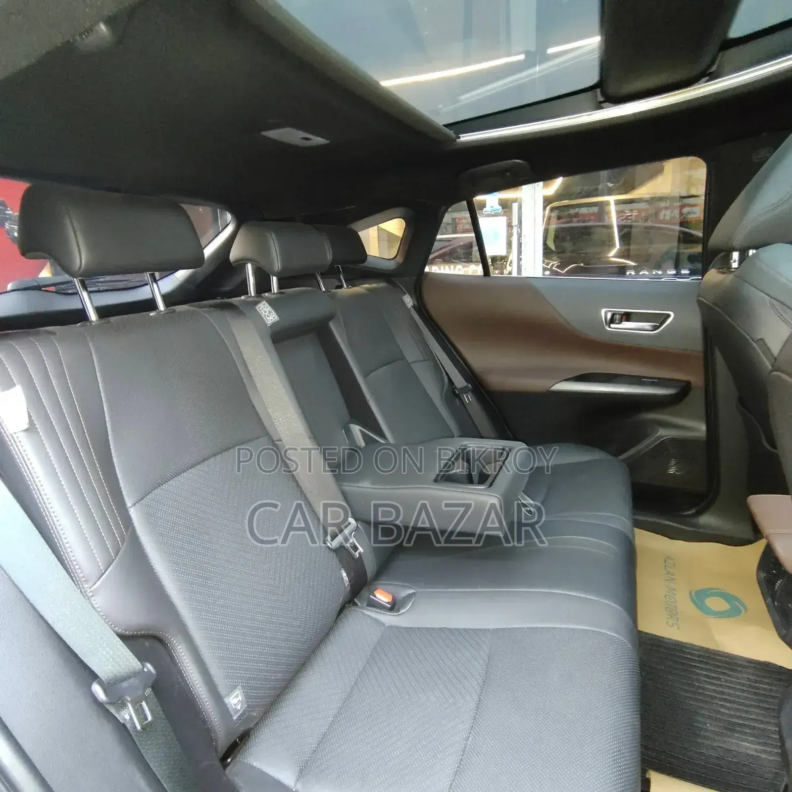 Toyota Harrier Z 2021 Maroon