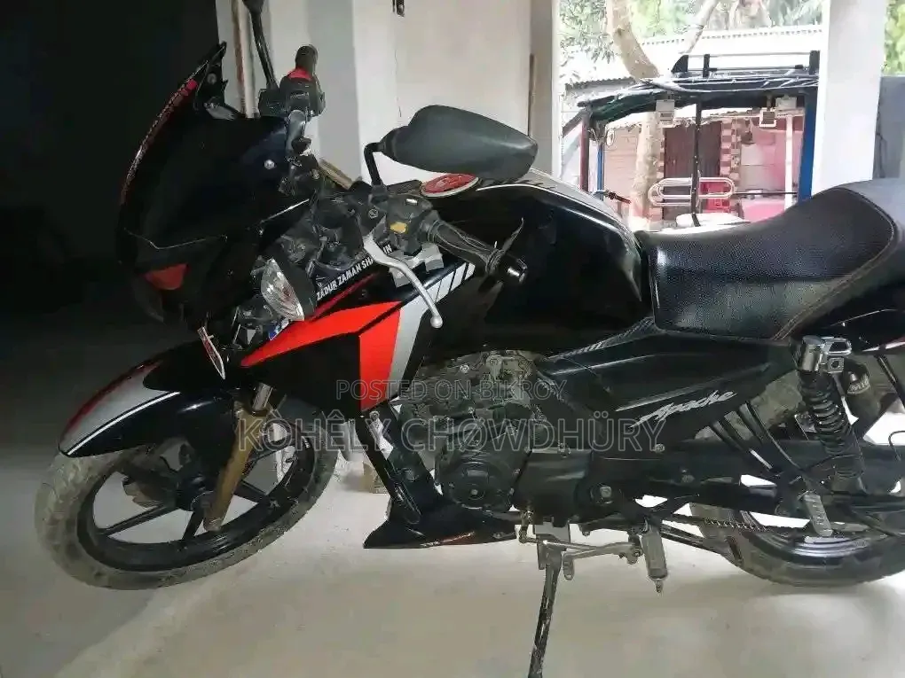 TVS Apache RTR 160 2V ABS 2022 Black