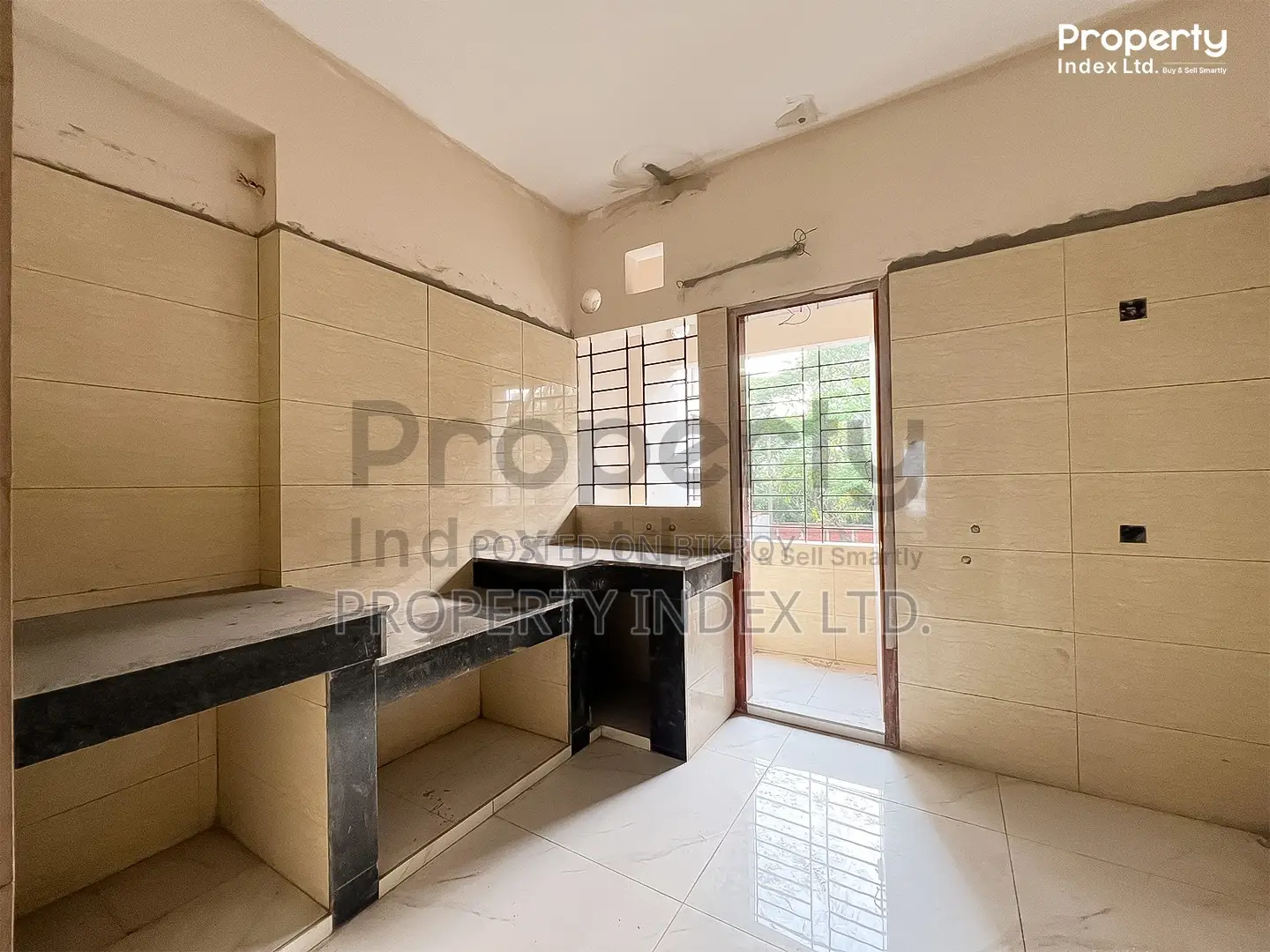 4bdrm Apartment in Basundhara for Sale