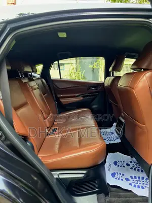 Toyota Harrier Progress Metal 2017