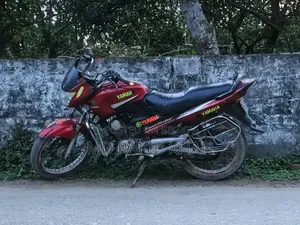 Yamaha DT125 2014 Red