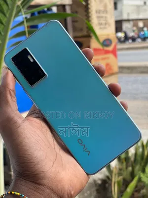 Vivo V23 128 GB