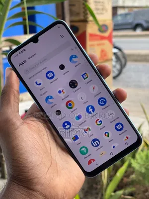 Vivo V23 128 GB