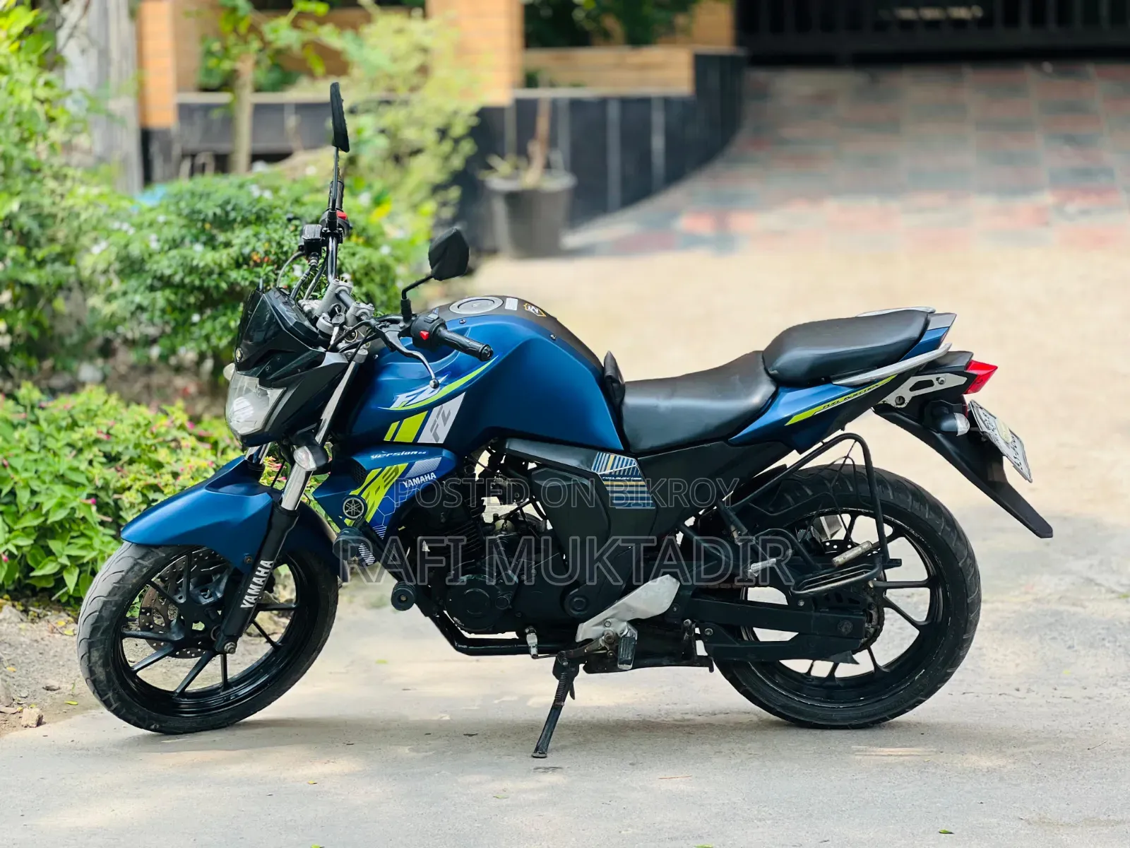 Yamaha FZ 2023 Blue