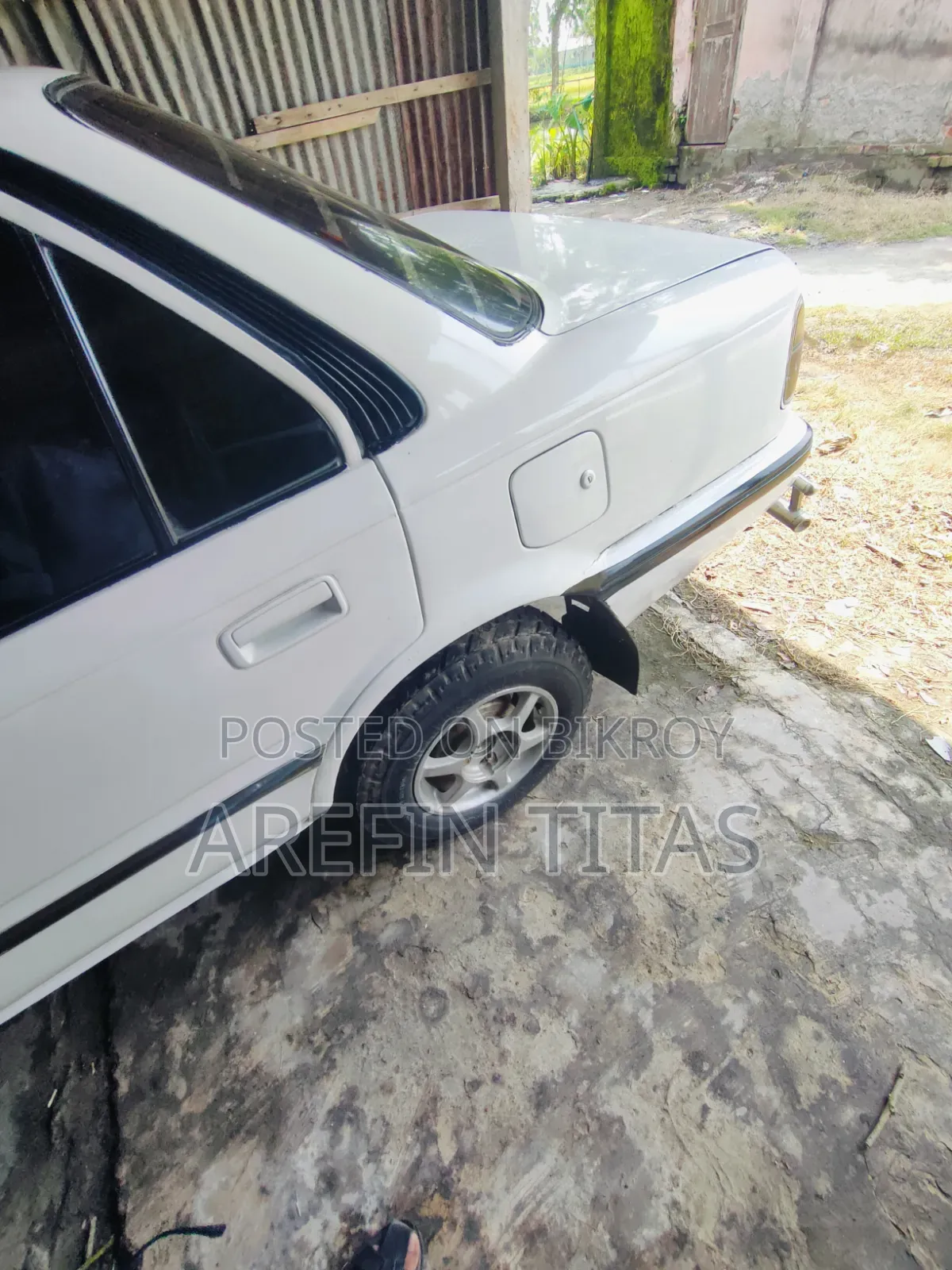 Toyota Corolla 2015 White