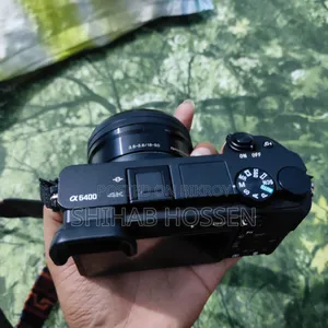 Sony A6400 With 16-50 Kit Lens