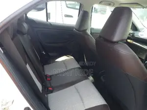 Toyota Yaris Cross 2021 Pearl